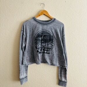 Vintage look Graphic Cropped Sweatshirt size M